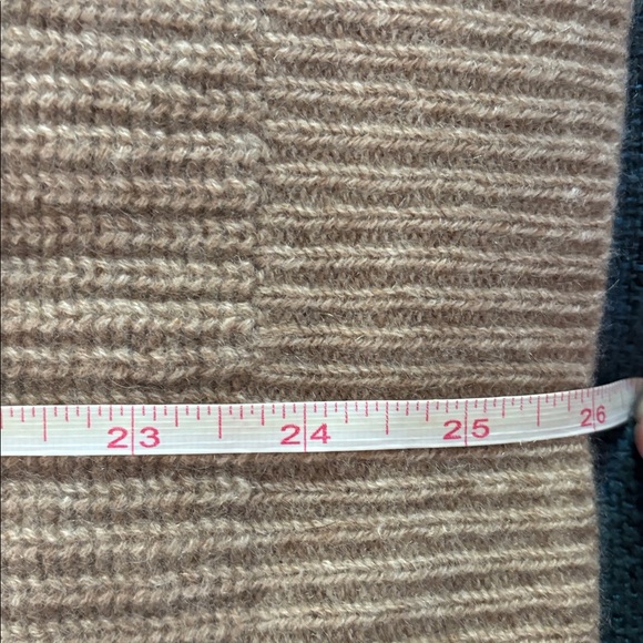 Quince oversized boyfriend fisherman ribbed cardigan - Picture 10 of 10